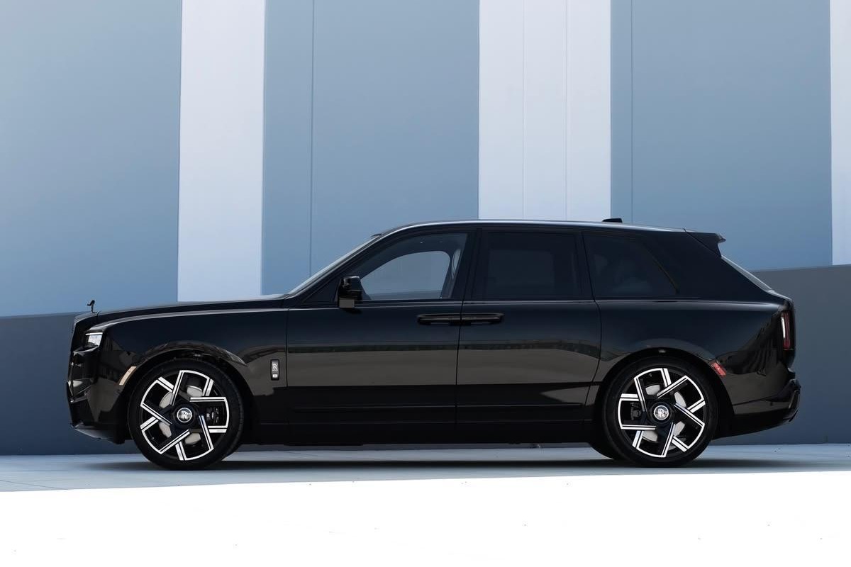 Rolls-Royce Cullinan — 2
